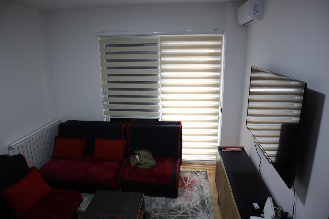 Stan Na Dan Sarajevo Bulevar Apartamento Exterior foto